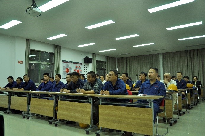 企業(yè)新型學(xué)徒制”開(kāi)班典禮儀式圓滿舉辦